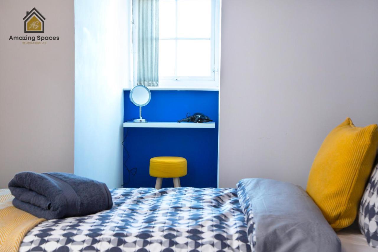 Large Unique 2 Bedroom Duplex Apartment With Private Parking & Free Wifi - Vat Qualifying By Amazing Spaces Relocations Ltd Warrington Exterior foto