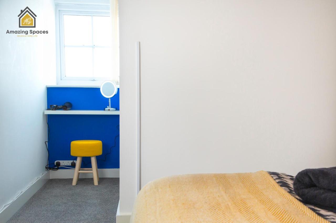 Large Unique 2 Bedroom Duplex Apartment With Private Parking & Free Wifi - Vat Qualifying By Amazing Spaces Relocations Ltd Warrington Exterior foto